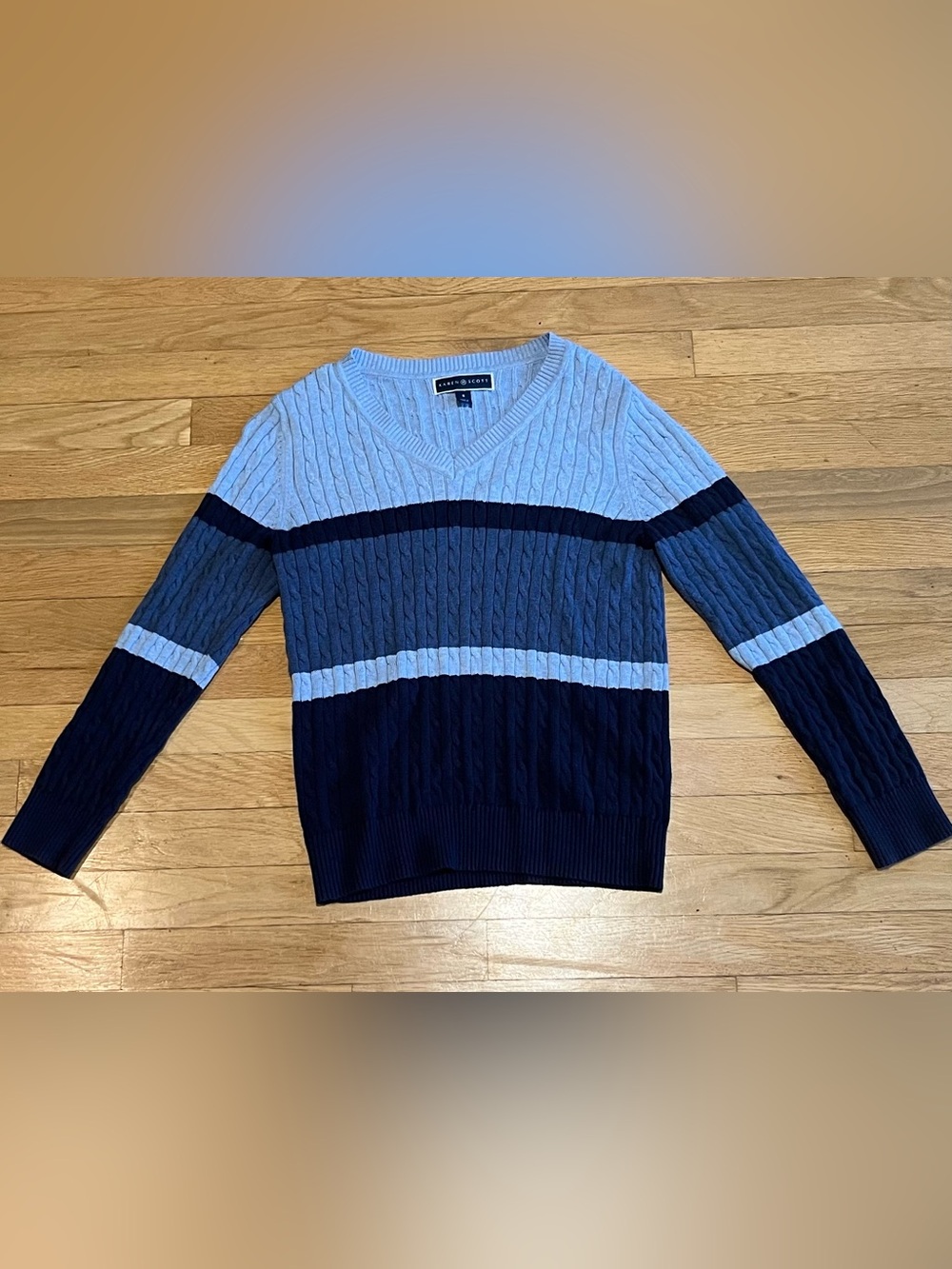 Karen Scott Women’s Colorblock V-Neck Cable Knit Sweater - Light Blue & Navy